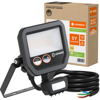 LED reflektor 17W 2200lm 3000K IP65 černý se senzorem pohybu LEDVANCE Floodlight