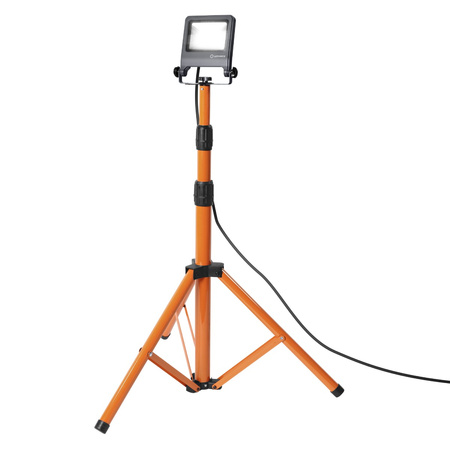 Reflektor LED 1x20W 1700lm 4000K IP65 na stojanu LEDVANCE WORKLIGHT TRIPOD Pracovní přenosný