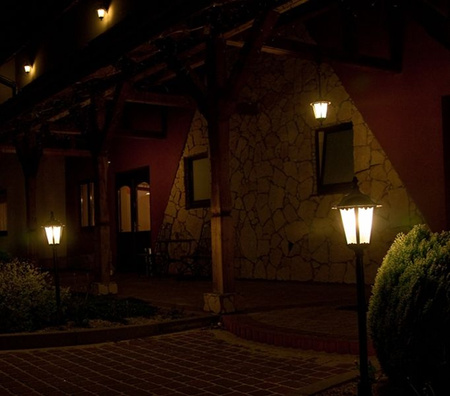 Venkovní zahradní lampa LANTERN E27 Retro Classic K 5002/2 114cm černá Su-Ma