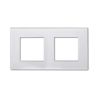SKLENĚNÝ rámeček pro bílou dvojzásuvku