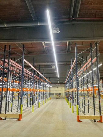 53W 6600lm 3000K teplá stmívatelná stříbrná Trusys Ledvance Linear Strip Light Fixture