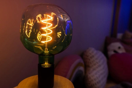 Dekorativní LED žárovka E27 ET124 4.5W = 18W 180lm 1600K Teplá bílá 360° vlákno stmívatelné OSRAM Vintage 1906