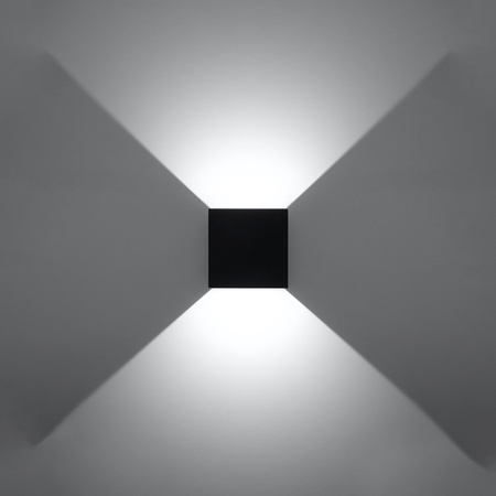 Exteriérové povrchové svítidlo LUCA LED 6W 3000K IP54 Nástěnné svítidlo horní/spodní kostka černá SOLLUX