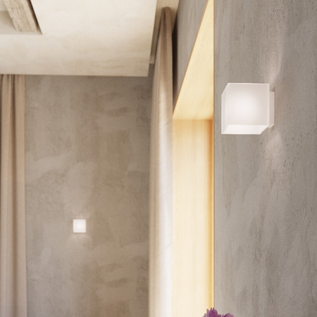 Nástěnné svítidlo RICO G9 Cube Up-Down Minimalist White SOLLUX