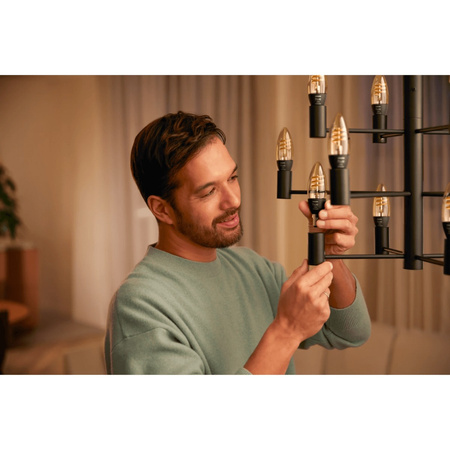 LED žárovka E14 B40 4,6W CCT PHILIPS HUE White & Ambiance Filament Bluetooth Zigbee