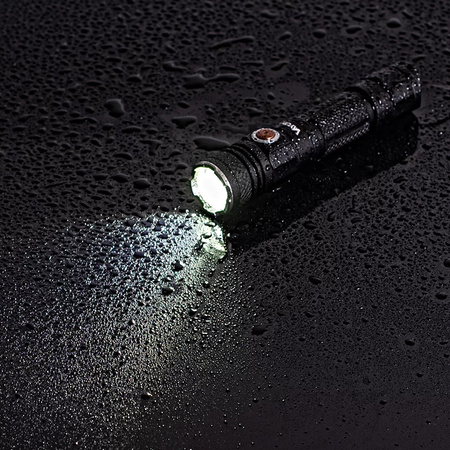 Taktická ruční svítilna LED Power IP44 10W 1200lm Professional VAYOX