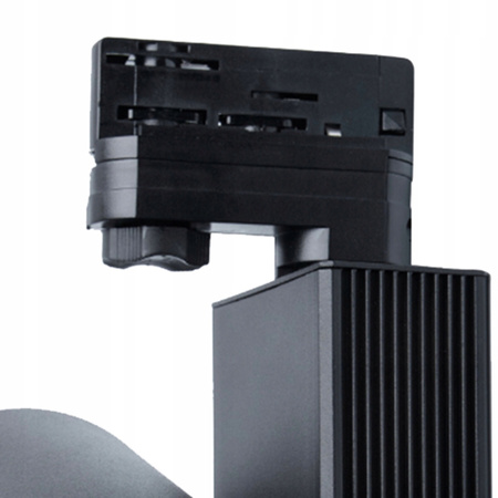 Hlavice adaptéru pro 3-fázové lištové přípojnice. černá