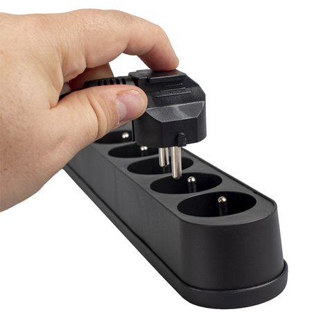 Prodlužovací kabel s přepěťovou ochranou 5M 5GN černý Napájecí lišta + vypínač