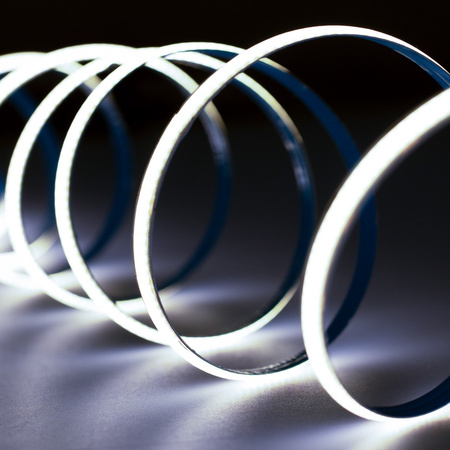 LED pásek COB, 12V 50W 1920LED Studená bílá 8mm 5m LUMILED