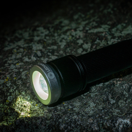 LED 15W 1400 lm IP65 taktická svítilna baterie 6xAA ZOOM ruční světlo LEDVANCE