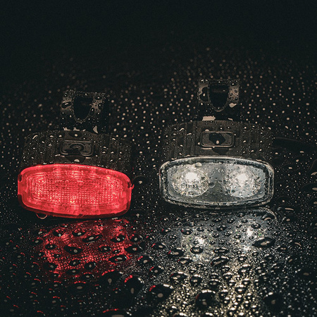 Zadní svítilna na kolo červená USB-C 6 režimů IP66 POWERFUL VAYOX