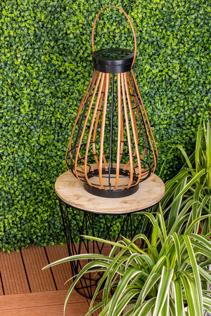 LED solární lampa Venkovní zahradní stojací závěsná lucerna 3000K IP44 37cm soumrakový senzor