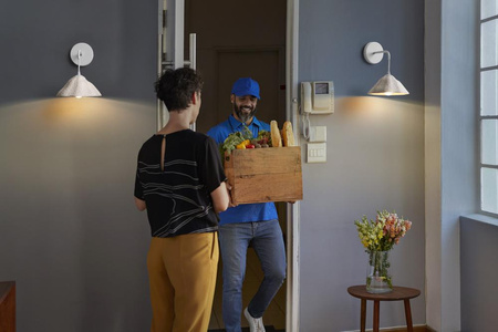 Dekorativní nástěnné svítidlo Nástěnná povrchová montáž E14 bílá Dekor Ledvance