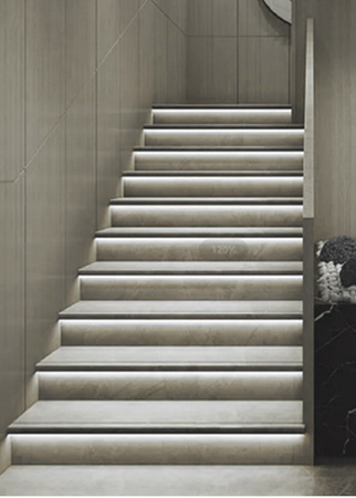 LED pásek 12V 48W 600LED 2835 Studená bílá 8mm 5m ECOLIGHT