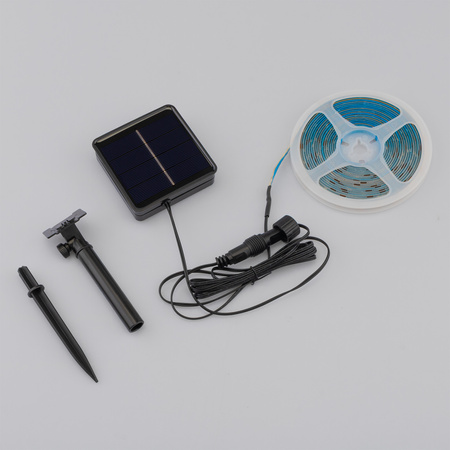 LED solární pásek 150x LED AVERO 3000K teplá bílá IP44 5m LUMILED