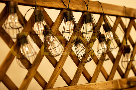 SOLAR GIRLAND zahrada DECORATED 3.8 m 10 závěsných drátěných žárovek LOFCIK 2900K