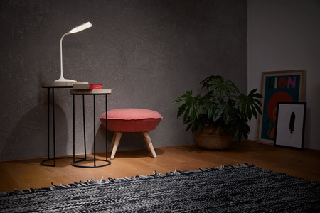 LED noční stolní lampa 5W 3000K USB PANAN bílá Ledvance