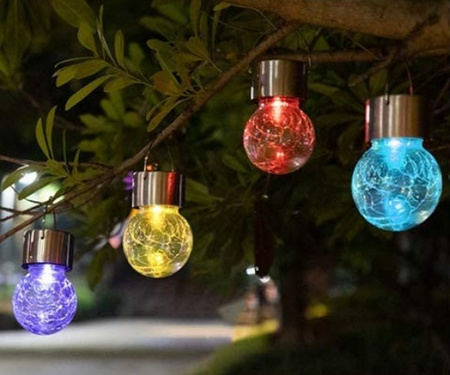 LED solární zahradní lampa. závěsná LED RGB BALL. sklo. černá. efekt prasklého skla