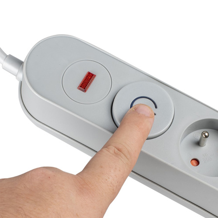 Prodlužovací kabel s přepěťovou ochranou 3M 5GN Síťový šedý napájecí pásek + vypínač