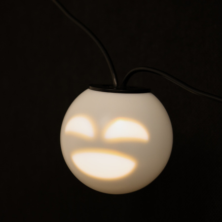 Vánoční girlanda 8x LED bateriový. dekorativní. sněhuláci. duchové. 4.33 m. hrací. bílá + USB C