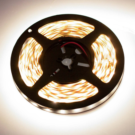 LED pásek 12V 72W 600LED 2835 Neutrální bila 8mm 5m
