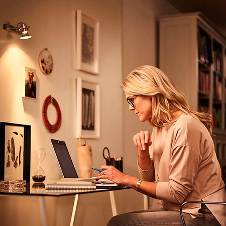 Žárovka LED GU10, 6W = 50W 580lm 3000K Teplá bílá 120° Černá LUMILED