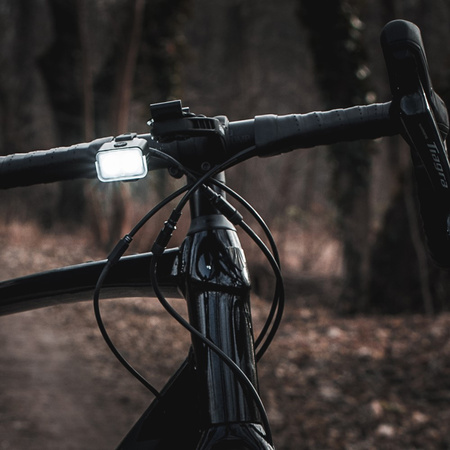 Přední svítilna na kolo 2xLED USB-C 5 režimů 300lm IPX6 VAYOX