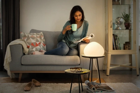 Stolní lampa Wellner LED 6W CCT PHILIPS HUE Bluetooth Zigbee + stmívač