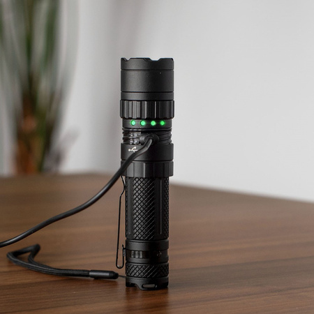 Taktická LED svítilna Searchlight USB Výkonná dobíjecí IP65 PRO VA0077 VAYOX