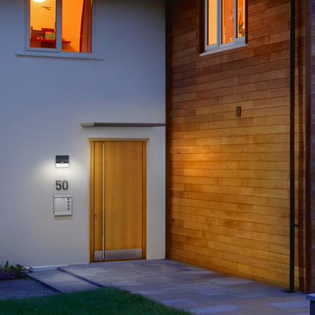 Solární Reflektor LED 2.9W 380lm 3000K se senzorem pohybu a soumraku Endura FLOOD SOLAR LEDVANCE