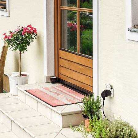 Inteligentní venkovní napájecí zásuvka 230V SMART+ WIFI KOMPAKTNÍ VENKOVNÍ ZÁSTRČKA EU LEDVANCE