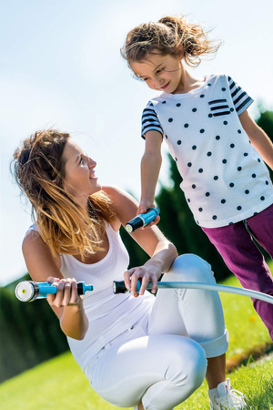 Automatický naviják na zahradní hadici s 20m koncovkami + zavlažovací sada ERGO CELLFAST