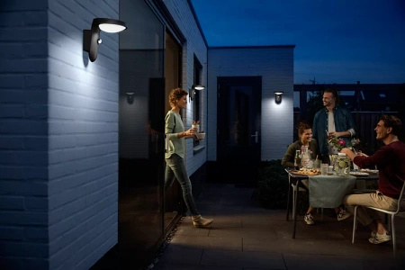 Solární zahradní lampa LED nástěnná lampa TYLA IR 1.2W 4000K IP44 s pohybovým a soumrakovým senzorem antracit PHILIPS