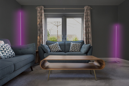 Inteligentní LED stojací lampa 14W SMART+ WiFi RGB s dálkovým ovládáním Stmívatelné 140 cm Bílá PODLAHOVÁ ROHOVÁ LEDVANCE