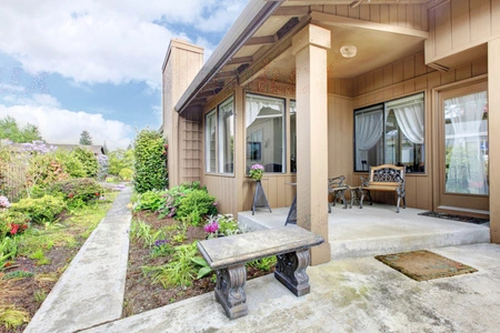 LED stropní plafon E27 IP44 bílý TUNA KANLUX