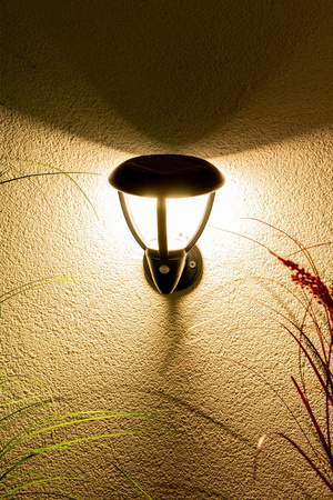 Solární zahradní nástěnné svítidlo Elevation LED nástěnné svítidlo s pohybovým a soumrakovým senzorem 4000K IP44