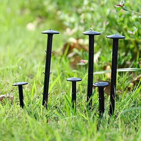 10x montážní kotva pro upevnění základního lemování