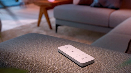 Stolní lampa Wellner LED 6W CCT PHILIPS HUE Bluetooth Zigbee + stmívač