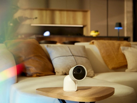 Vnitřní 2K QHD 1440p CMOS White Zigbee WiFi SMART bezpečnostní kamera Kabelová IP kamera Secure Philips HUE