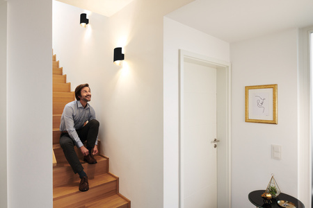 Nástěnné svítidlo SMART+ WIFI Chytré nástěnné svítidlo 12W ORBIS TWIST BLACK LEDVANCE