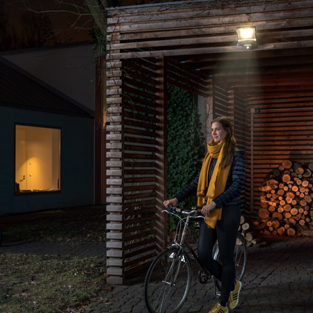 LED reflektor 50W 4500lm 4000K IP44 šedý se senzorem pohybu LEDVANCE Reflektor Endura