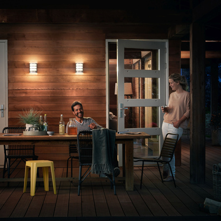 PYTHON 3,8W zahradní lampa LED s čidlem pohybu 2700K teplá IP44 stříbrná PHILIPS