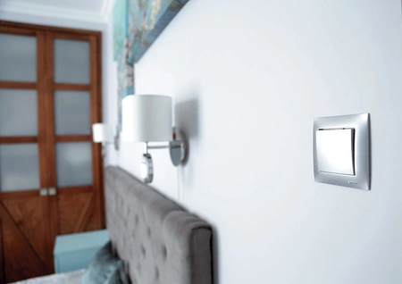 3-násobný rám DR3/11 SIMON PREMIUM 54 WHITE