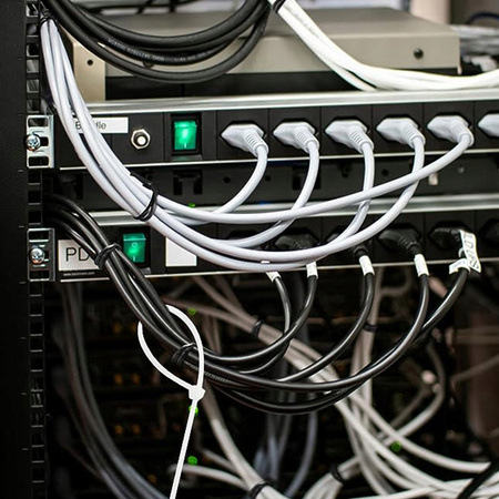 Silná stahovací páska 4.6x300mm bílá 100 kusů ECOLIGHT