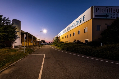 LED pouliční svítidlo 150W 4000K 19500lm IP66 IK08 ECO CLASS AREA LEDVANCE