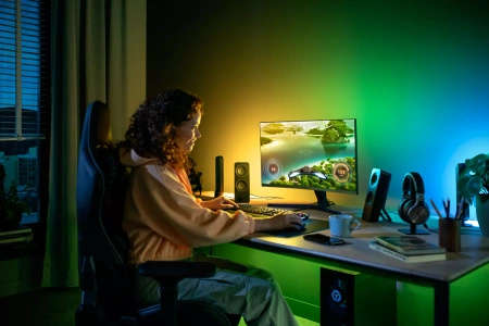 Inteligentní LED gradientní PC pásek 19W CCT RGB PHILIPS HUE Bluetooth