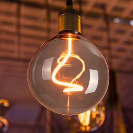 LED žárovka G125 E27 4W 160lm 1800K Warm 320° Dekorativní DECOVINTAGE Sanico Goldlux