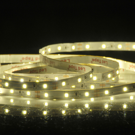 LED pásek 12V 10W 300LED 2835 Neutrální bila 8mm 5m