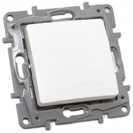 Spínač světel Jednopólový spínač LEGRAND NILOE