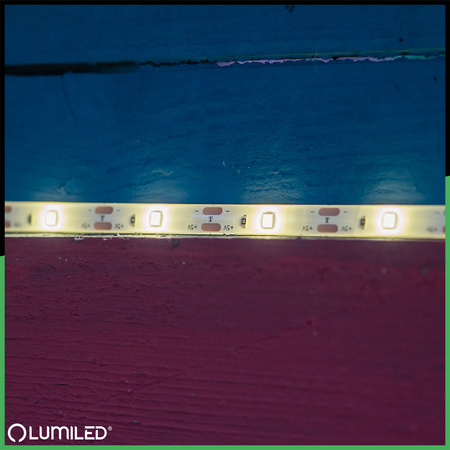 LED solární pásek 150x LED AVERO 3000K teplá bílá IP44 5m LUMILED